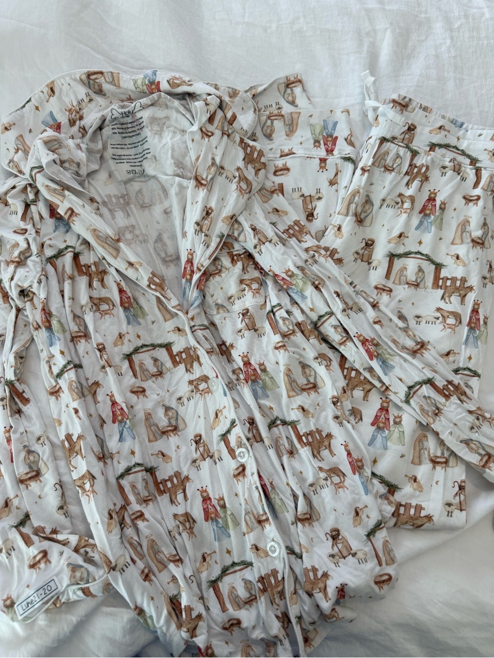 Holy Pals Nativity Scene Bamboo Pajamas EUC 0835